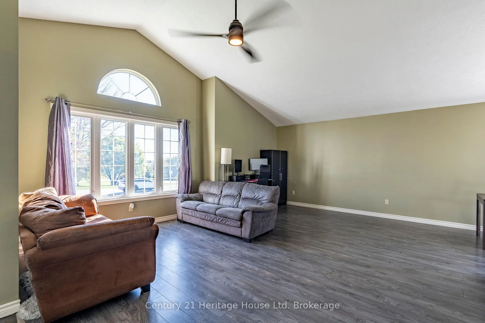 Photo 6 of 1093 Walker Street, Howick — HOMEH