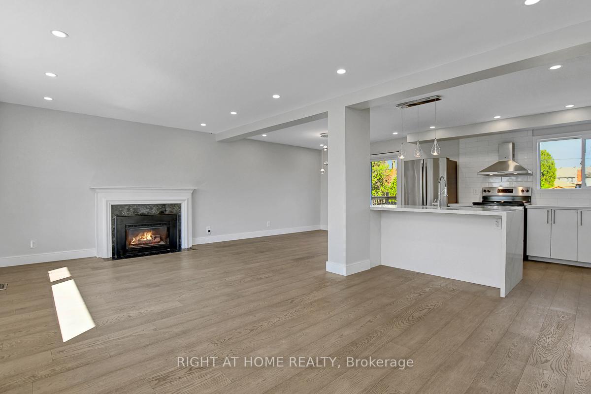 Photo 7 of 81 Canter Boulevard, Ottawa, Meadowlands/St. Claire Gardens — HOMEH