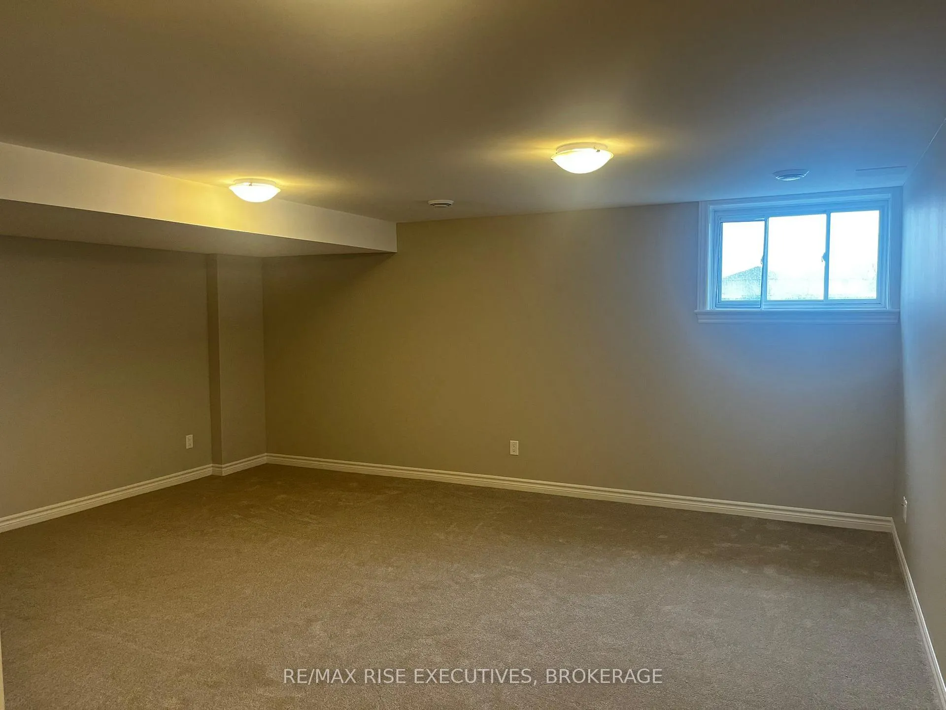 Photo 7 of 1405 Demers Avenue, Kingston, East Gardiners Rd — HOMEH