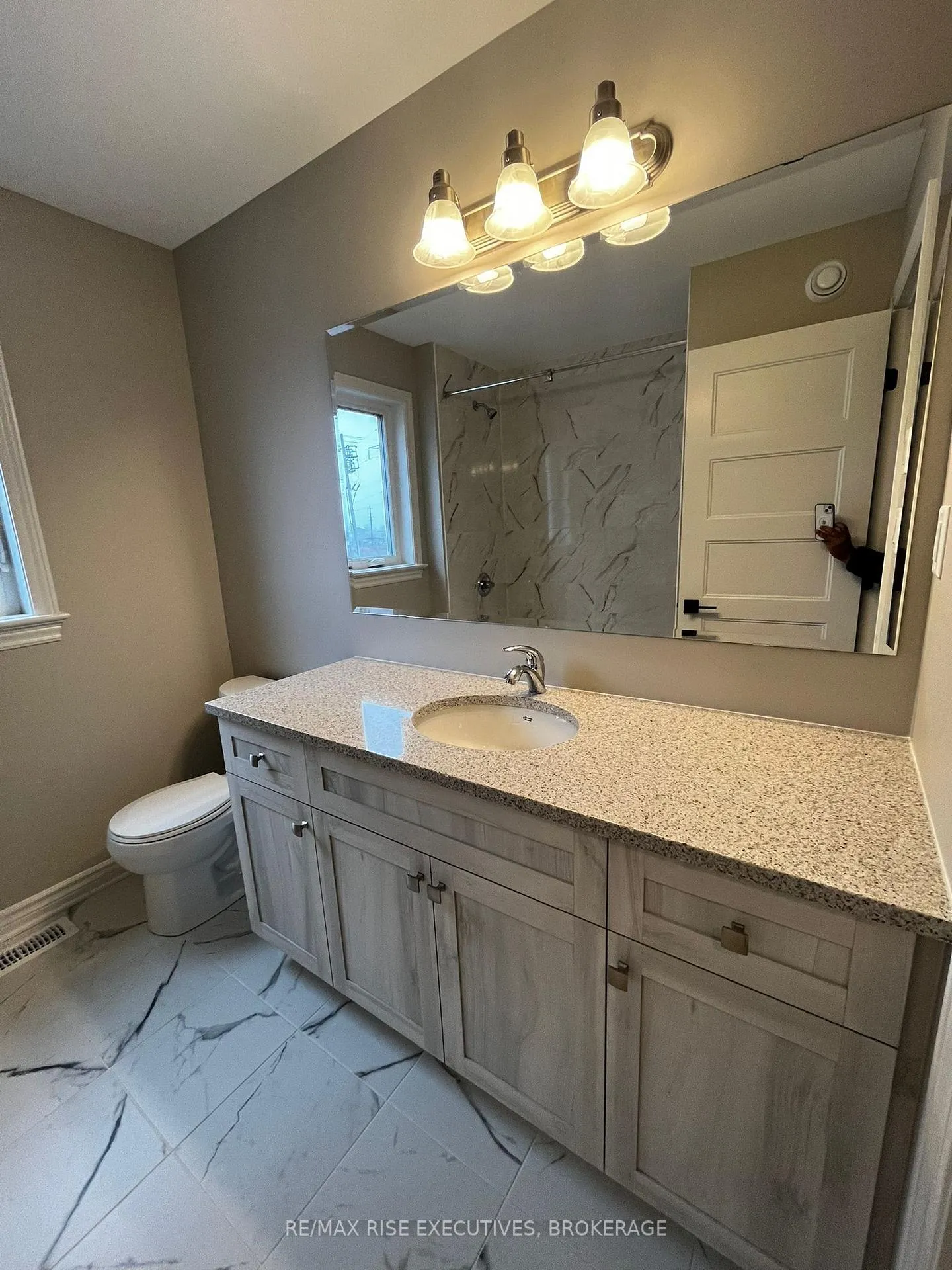 Photo 17 of 1405 Demers Avenue, Kingston, East Gardiners Rd — HOMEH