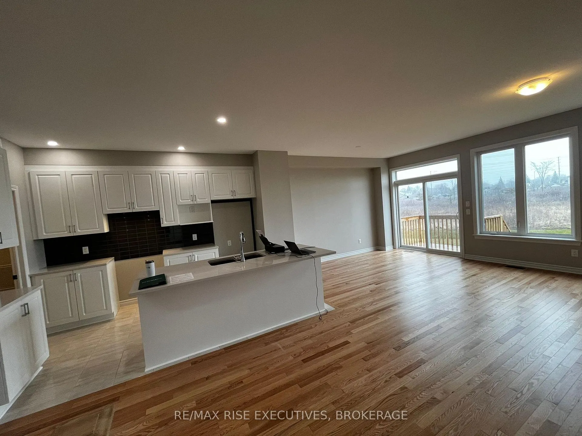 Photo 18 of 1405 Demers Avenue, Kingston, East Gardiners Rd — HOMEH