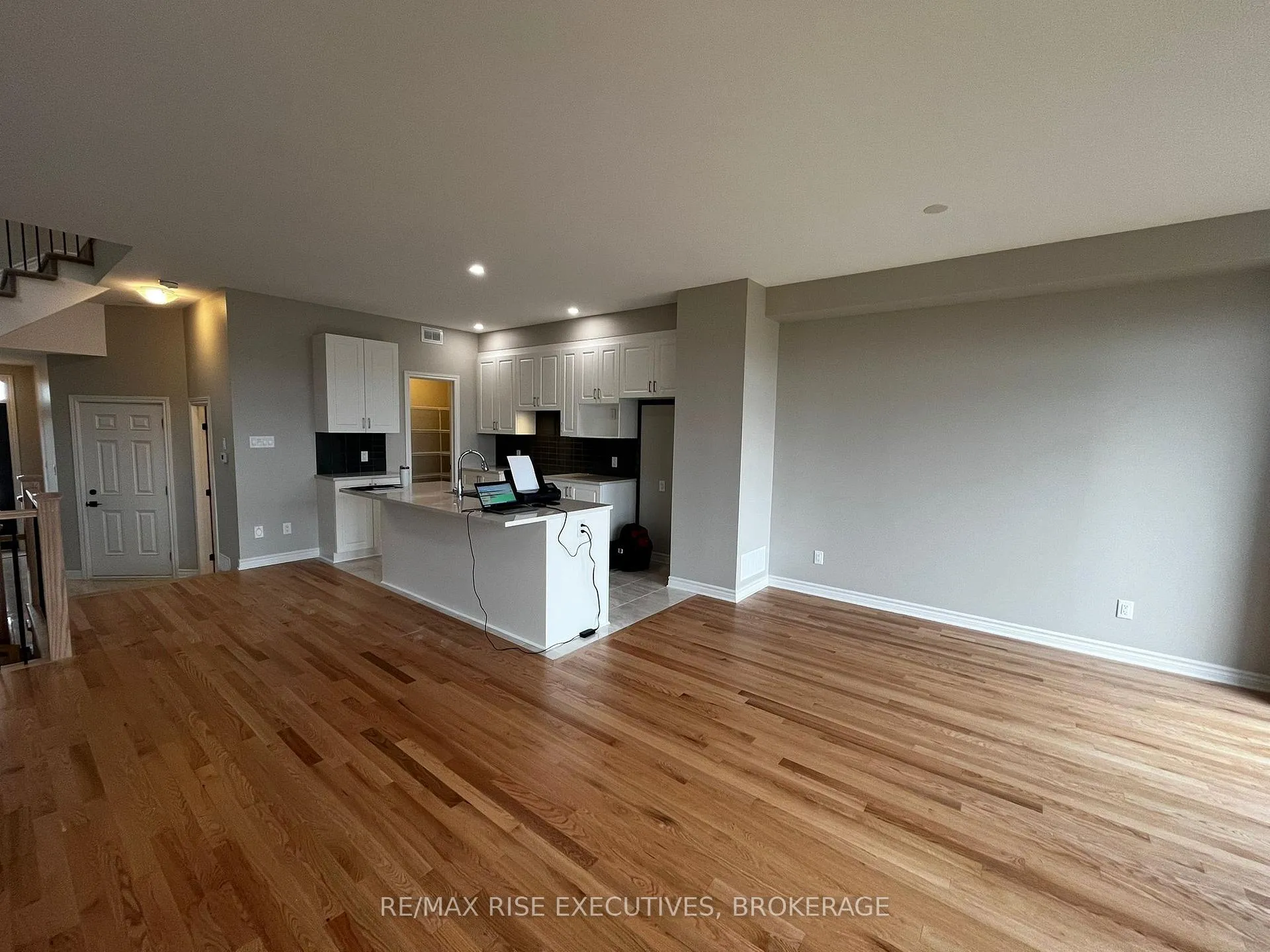 Photo 23 of 1405 Demers Avenue, Kingston, East Gardiners Rd — HOMEH