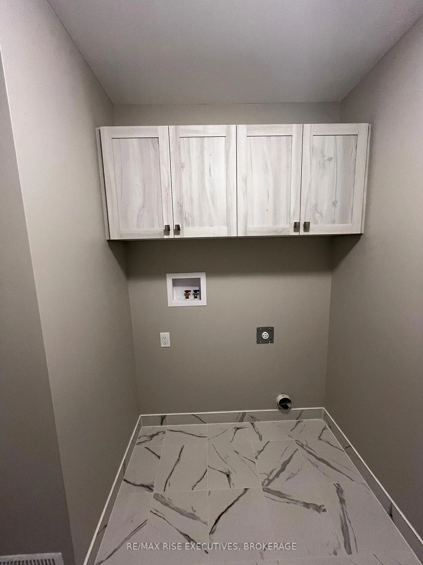 Photo 24 of 1405 Demers Avenue, Kingston, East Gardiners Rd — HOMEH