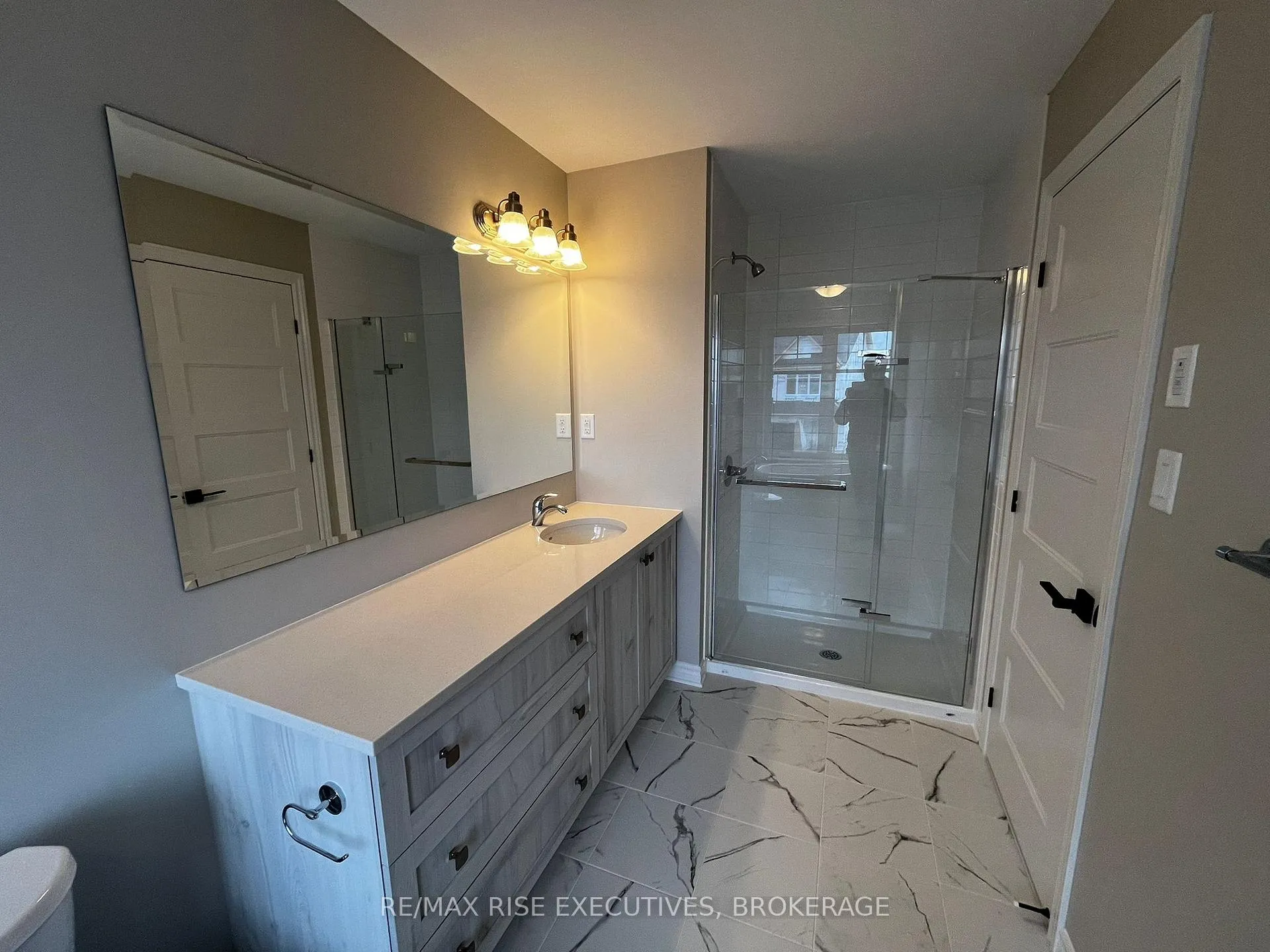 Photo 31 of 1405 Demers Avenue, Kingston, East Gardiners Rd — HOMEH