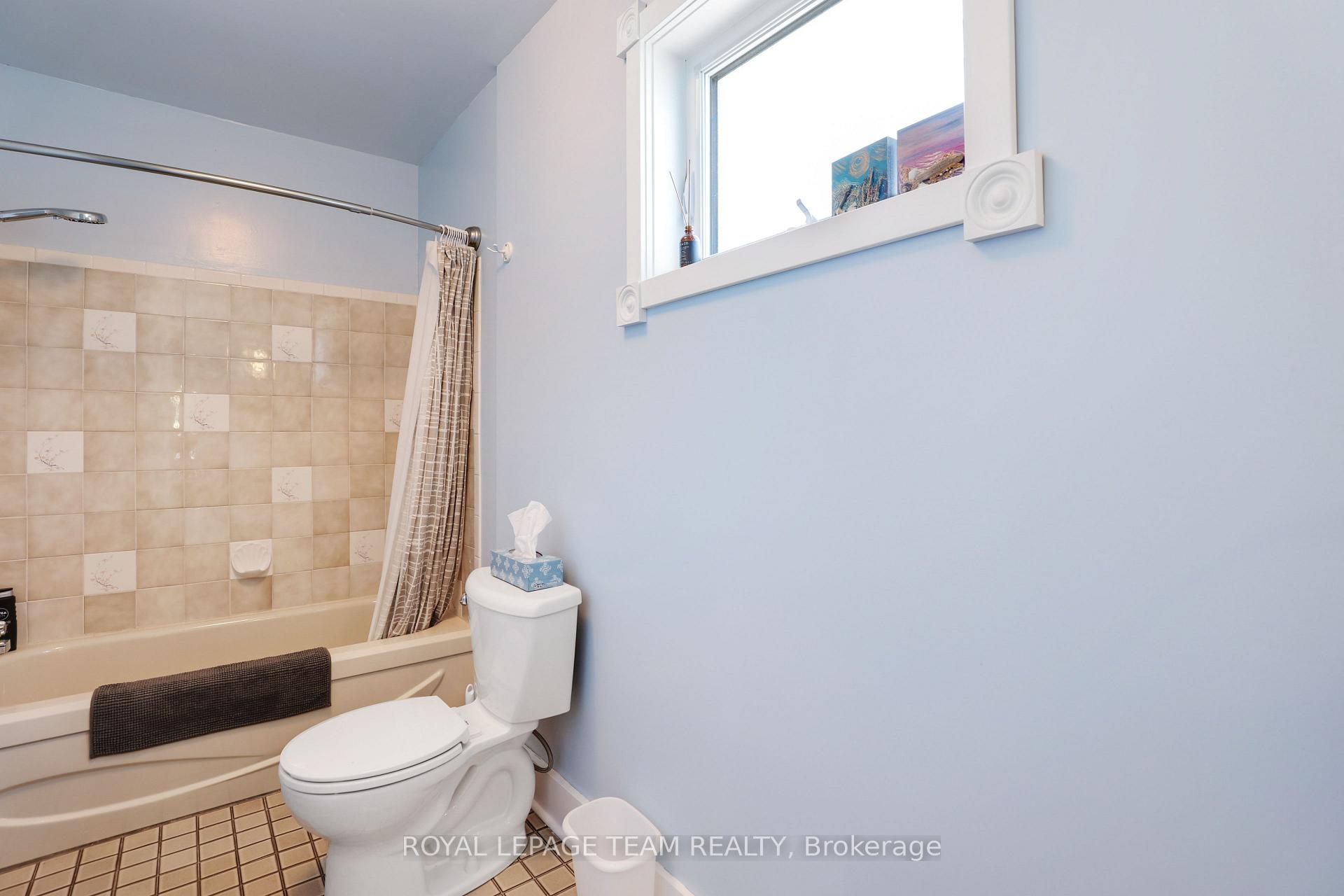 Photo 17 of 142 Cathcart Street, Ottawa, Lower Town/Byward Market — HOMEH