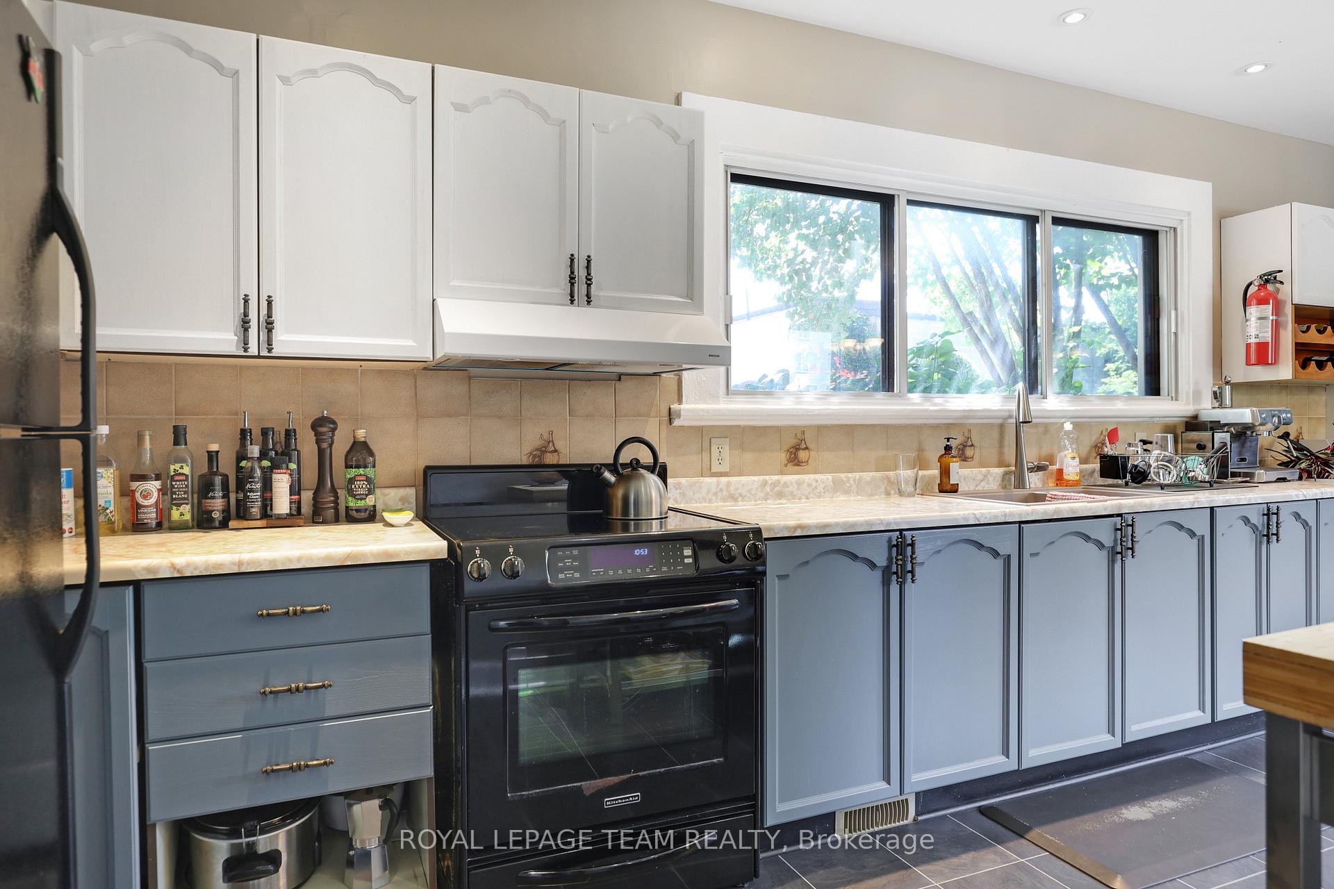 Photo 19 of 142 Cathcart Street, Ottawa, Lower Town/Byward Market — HOMEH