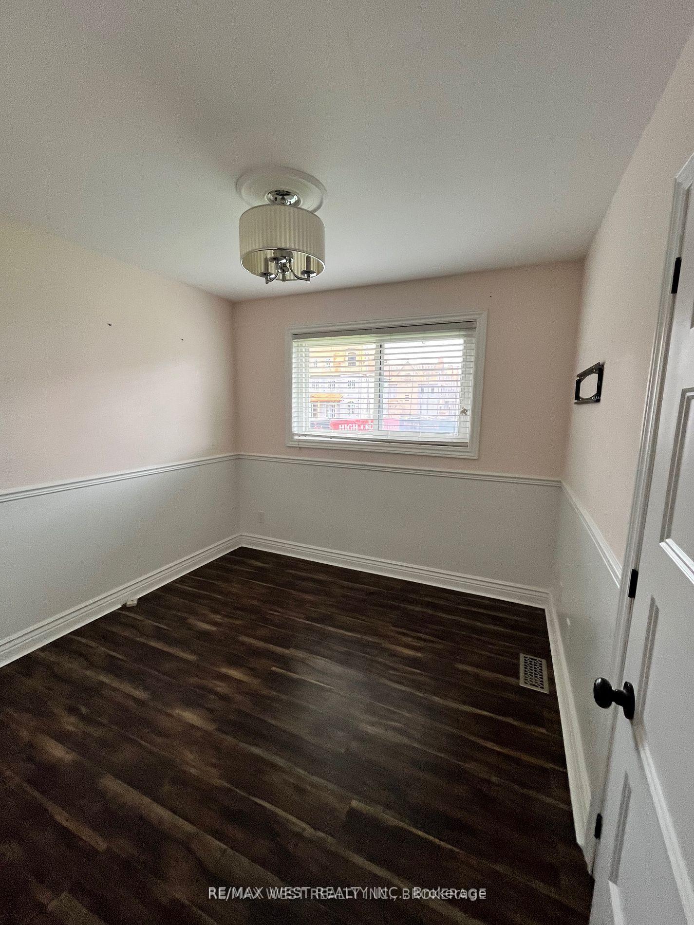 Photo 5 of 13150 Keele Street, King, King City — HOMEH