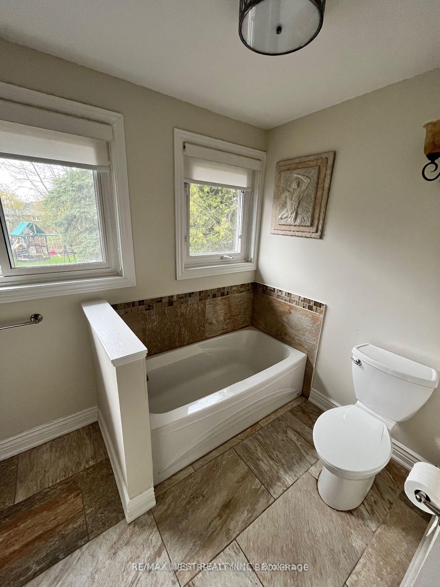 Photo 6 of 13150 Keele Street, King, King City — HOMEH