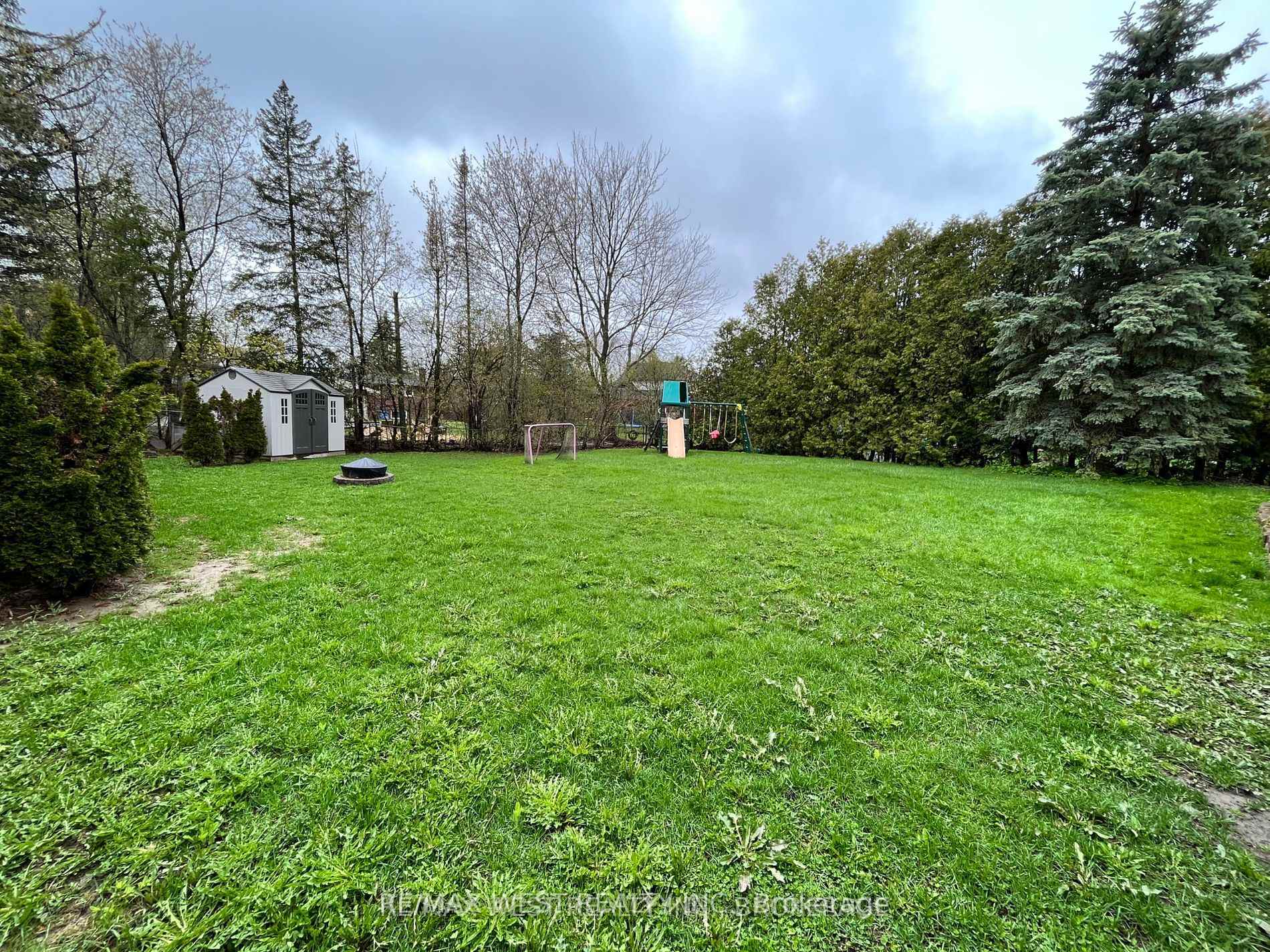 Photo 11 of 13150 Keele Street, King, King City — HOMEH