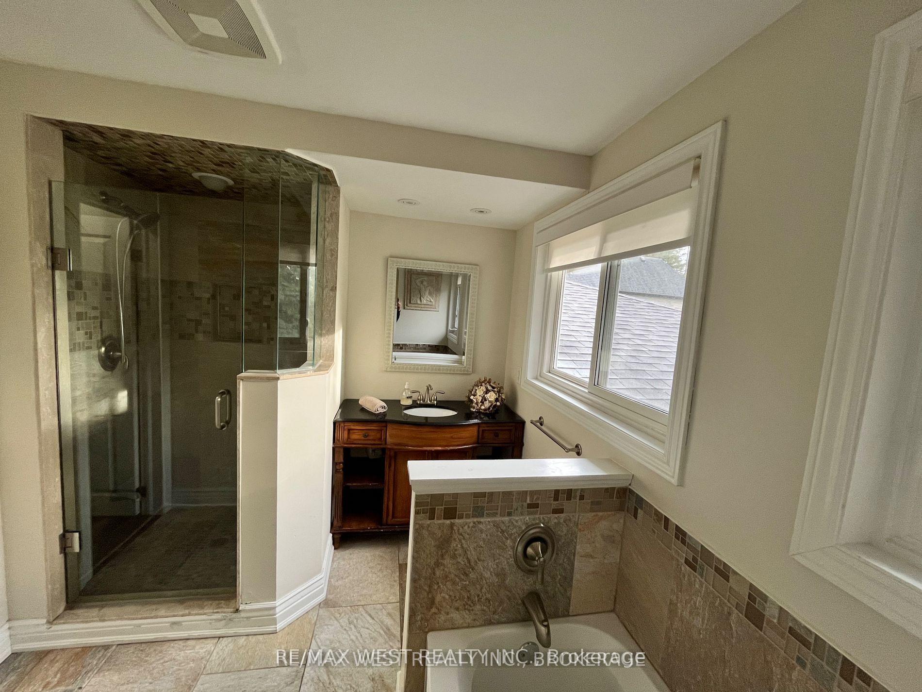 Photo 16 of 13150 Keele Street, King, King City — HOMEH
