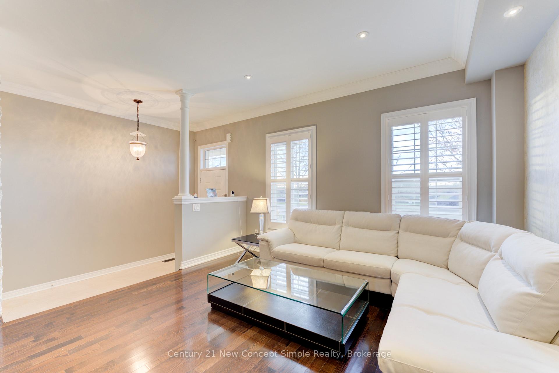 Photo 7 of 10637 Woodbine Avenue, Markham, Cathedraltown — HOMEH