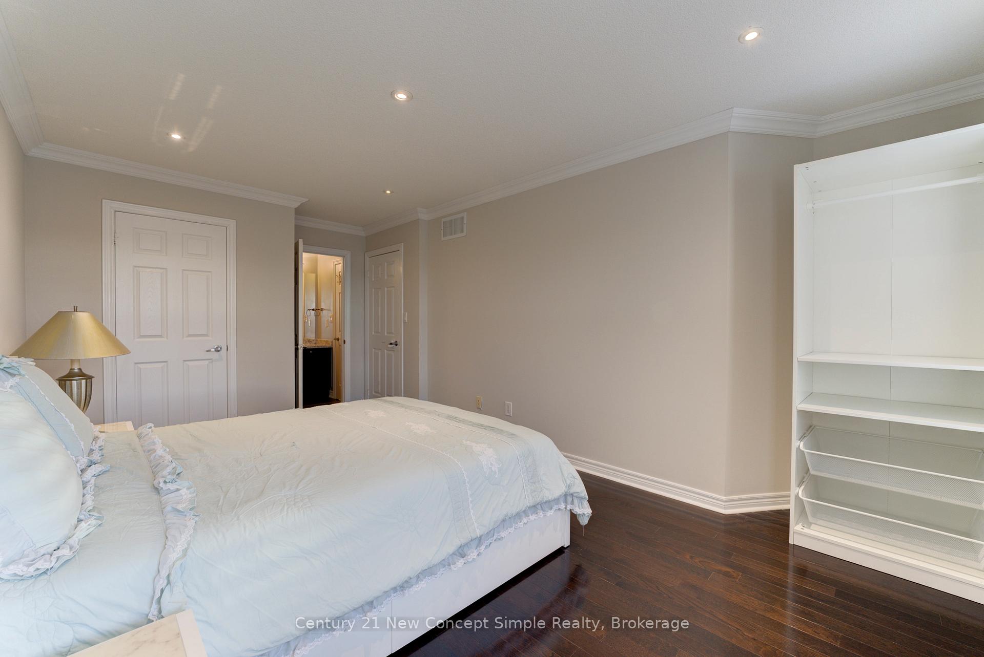 Photo 23 of 10637 Woodbine Avenue, Markham, Cathedraltown — HOMEH