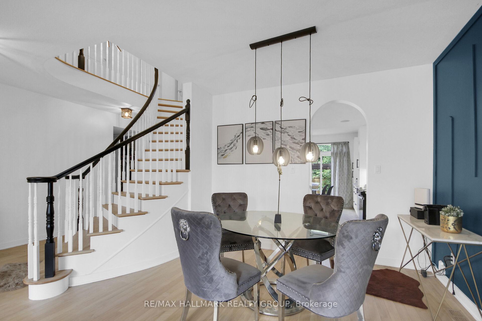 Photo 8 of 206 Annapolis Circle, Ottawa, Hunt Club — HOMEH