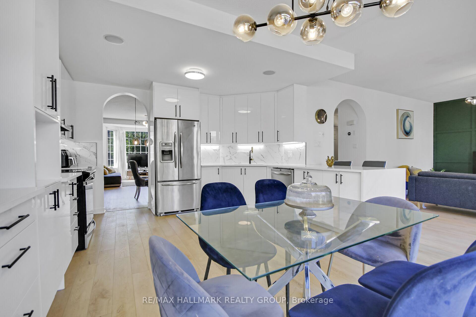Photo 15 of 206 Annapolis Circle, Ottawa, Hunt Club — HOMEH