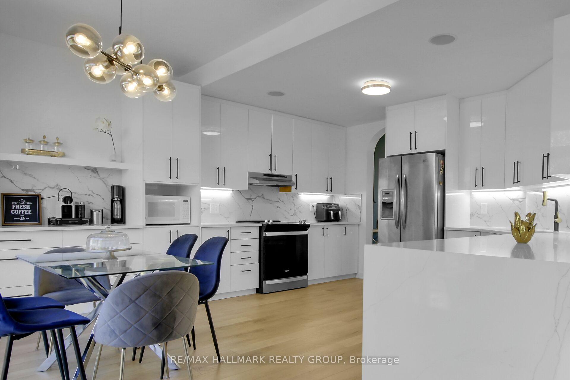 Photo 17 of 206 Annapolis Circle, Ottawa, Hunt Club — HOMEH