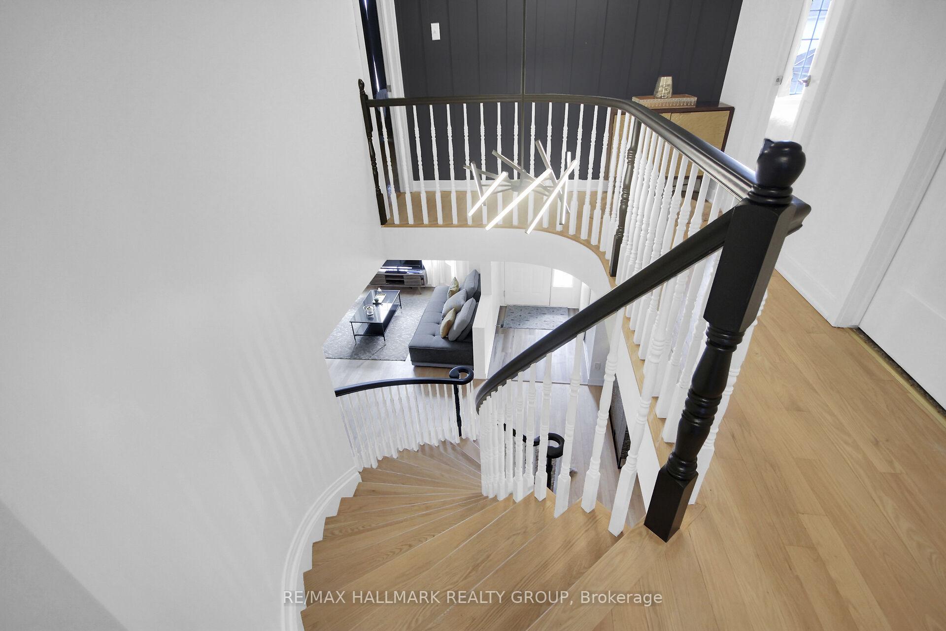 Photo 18 of 206 Annapolis Circle, Ottawa, Hunt Club — HOMEH