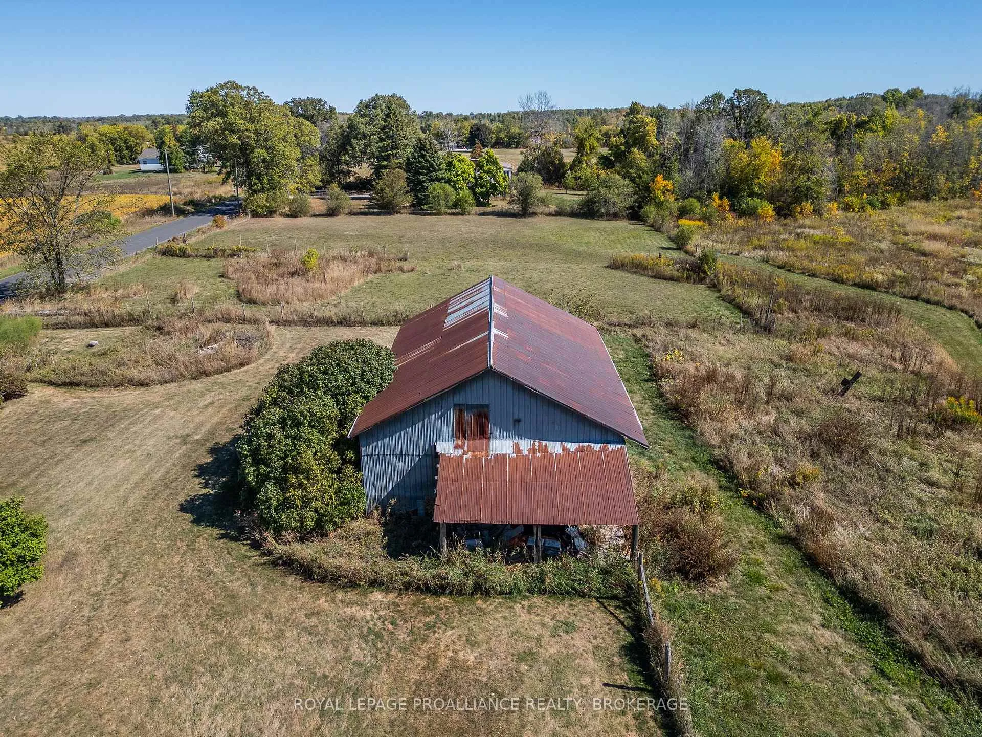 Photo 38 of 2292 Mcintyre Road, Loyalist, Lennox and Addington - South — HOMEH