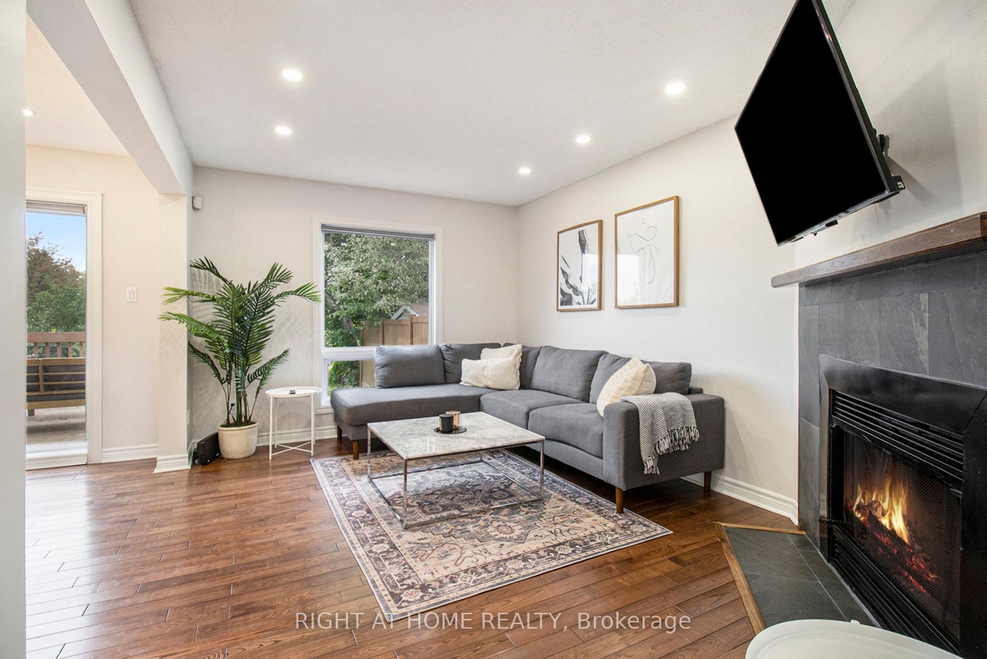 Photo 5 of 168 Huntersfield Drive, Ottawa, Hunt Club Park/Greenboro — HOMEH