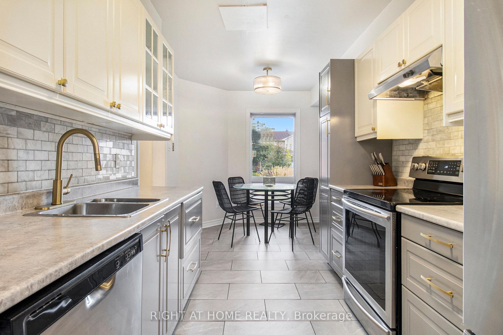 Photo 9 of 168 Huntersfield Drive, Ottawa, Hunt Club Park/Greenboro — HOMEH