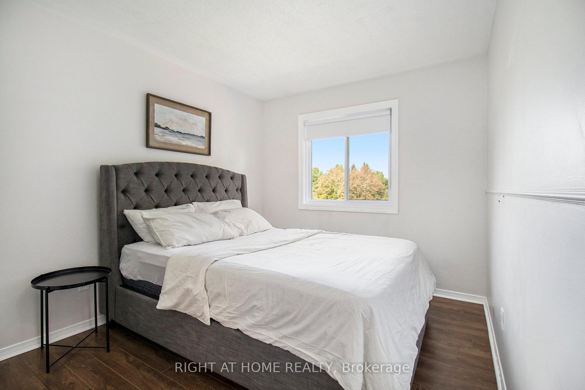Photo 13 of 168 Huntersfield Drive, Ottawa, Hunt Club Park/Greenboro — HOMEH