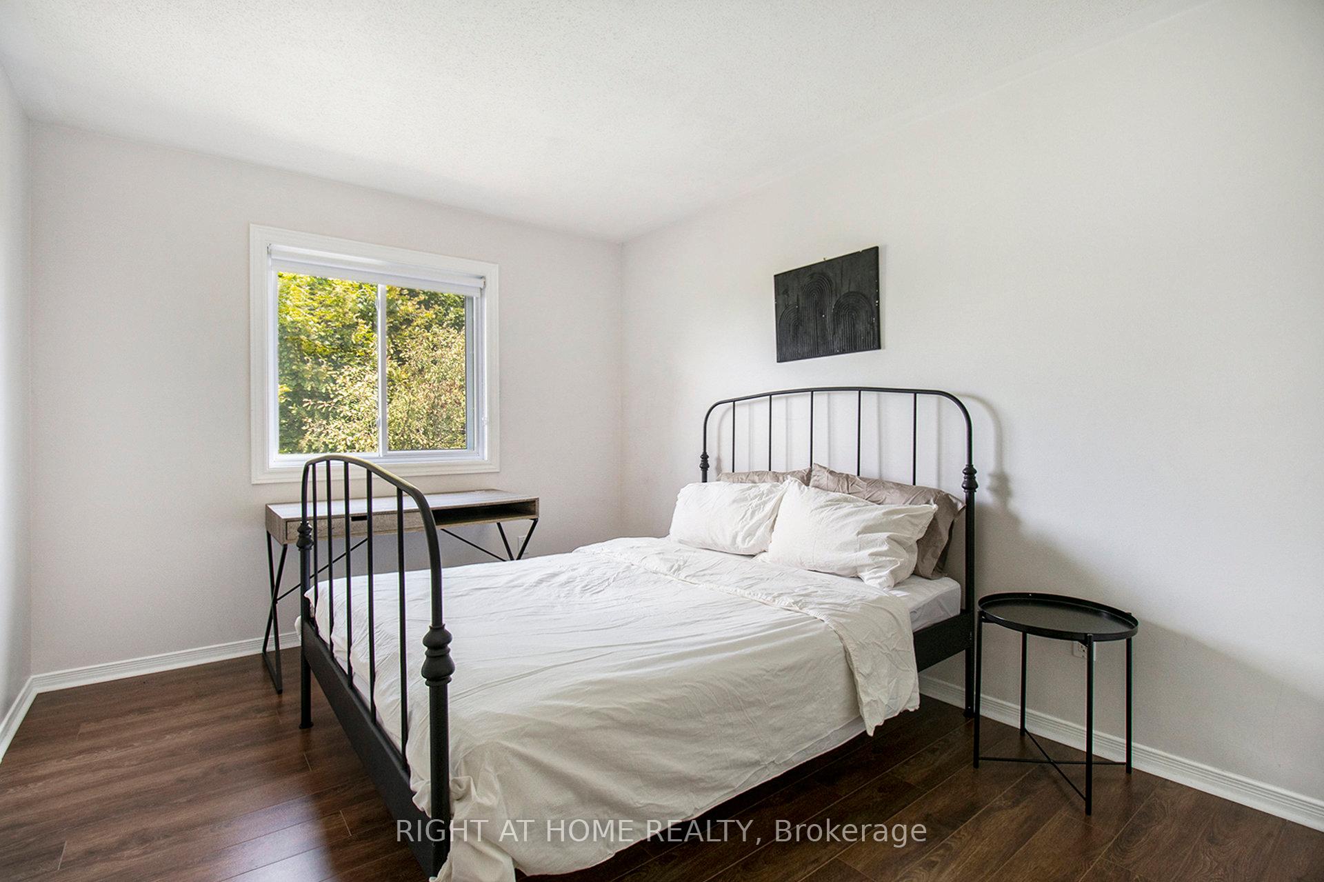 Photo 14 of 168 Huntersfield Drive, Ottawa, Hunt Club Park/Greenboro — HOMEH