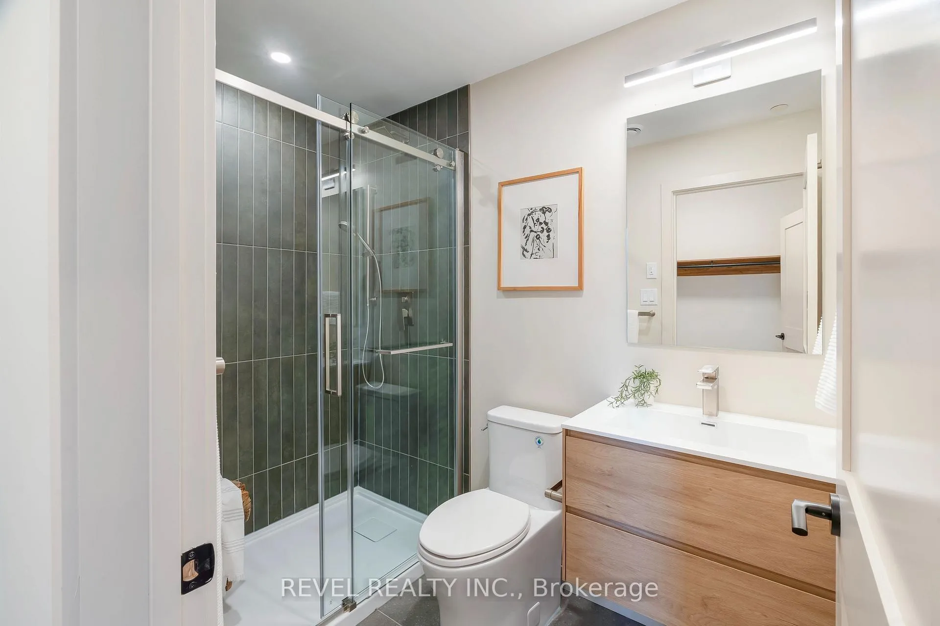 Photo 9 of Unit 201, 4390 Hillview Drive, Lincoln, Beamsville — HOMEH