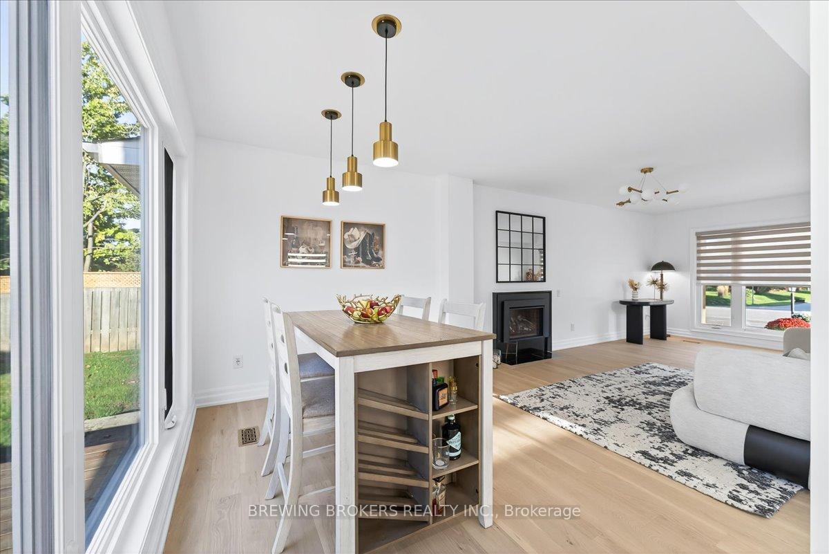 Photo 16 of 261 Nelson Crescent, Innisfil, Stroud — HOMEH