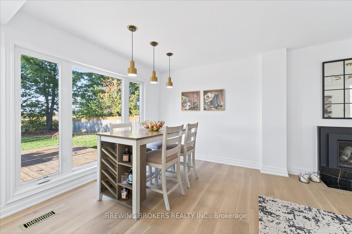 Photo 20 of 261 Nelson Crescent, Innisfil, Stroud — HOMEH