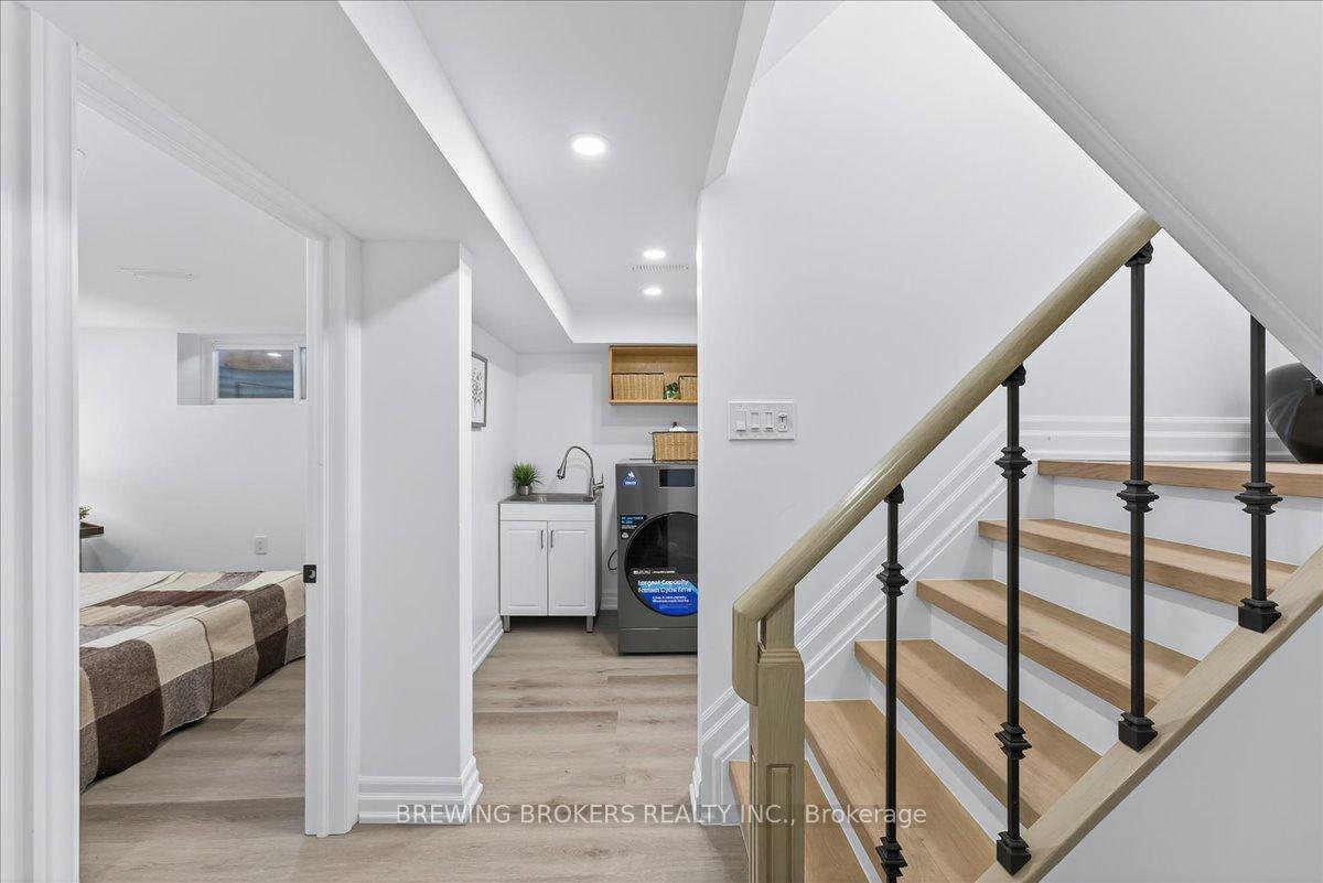 Photo 36 of 261 Nelson Crescent, Innisfil, Stroud — HOMEH