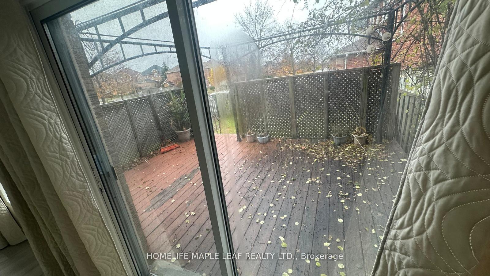 Photo 10 of 79 Herkes Drive, Brampton, Fletcher's West — HOMEH