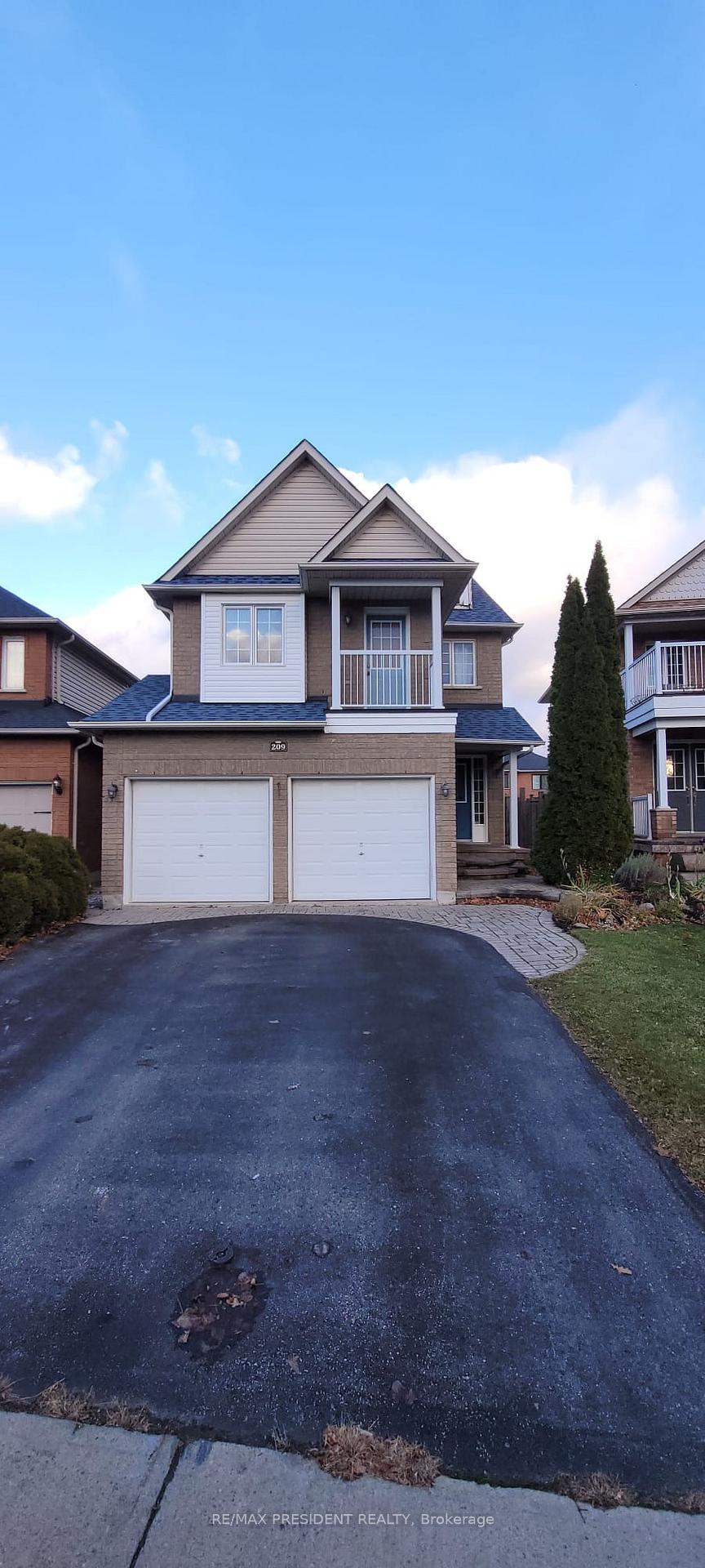 Photo 7 of 209 Madden Place, Clarington, Bowmanville — HOMEH