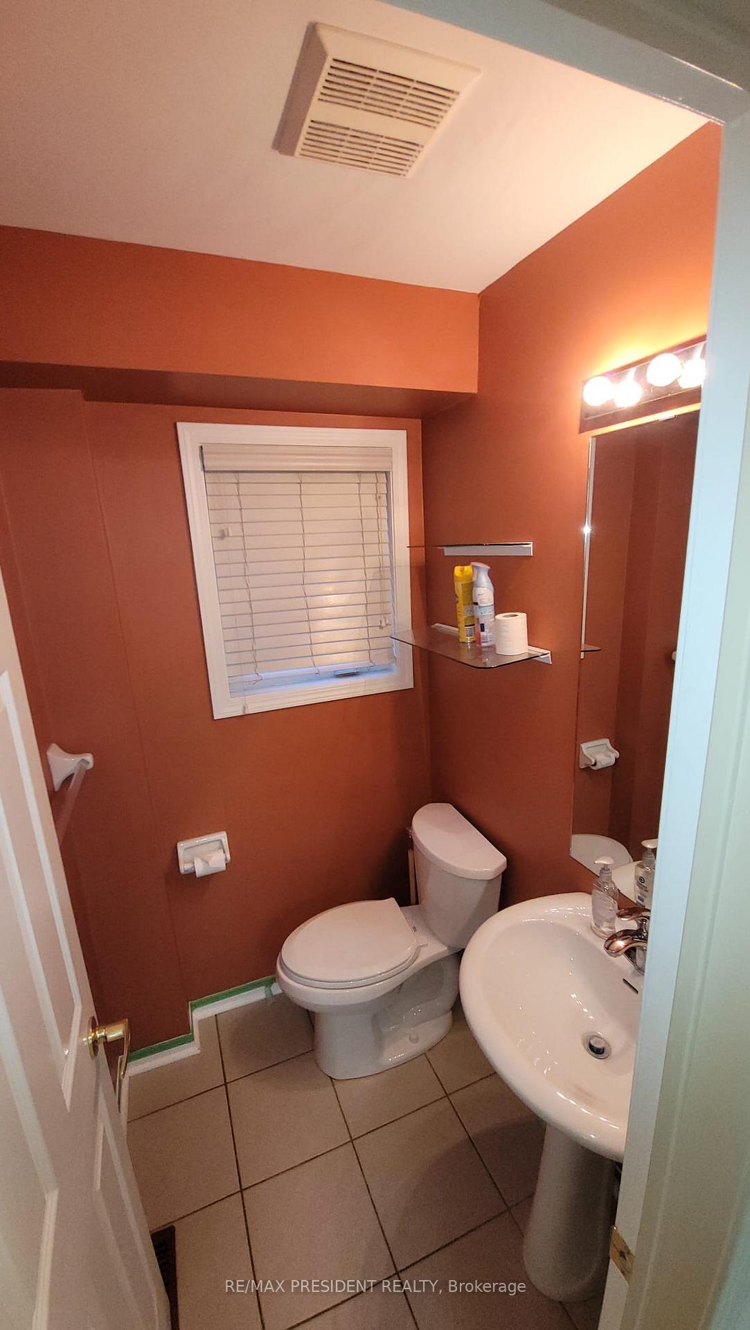 Photo 14 of 209 Madden Place, Clarington, Bowmanville — HOMEH
