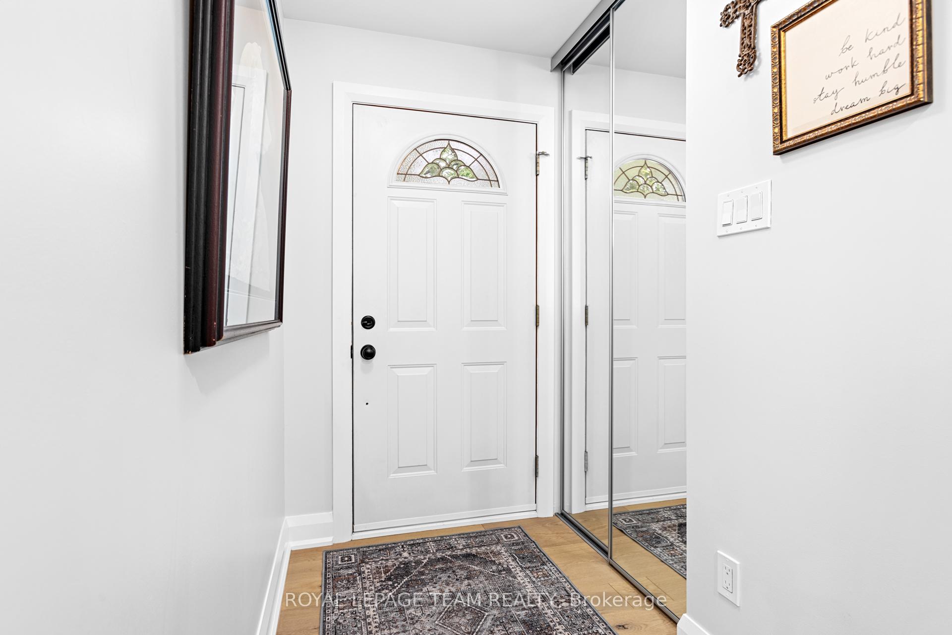 Photo 3 of 2248 Wallingford Way, Ottawa, North Gower — HOMEH