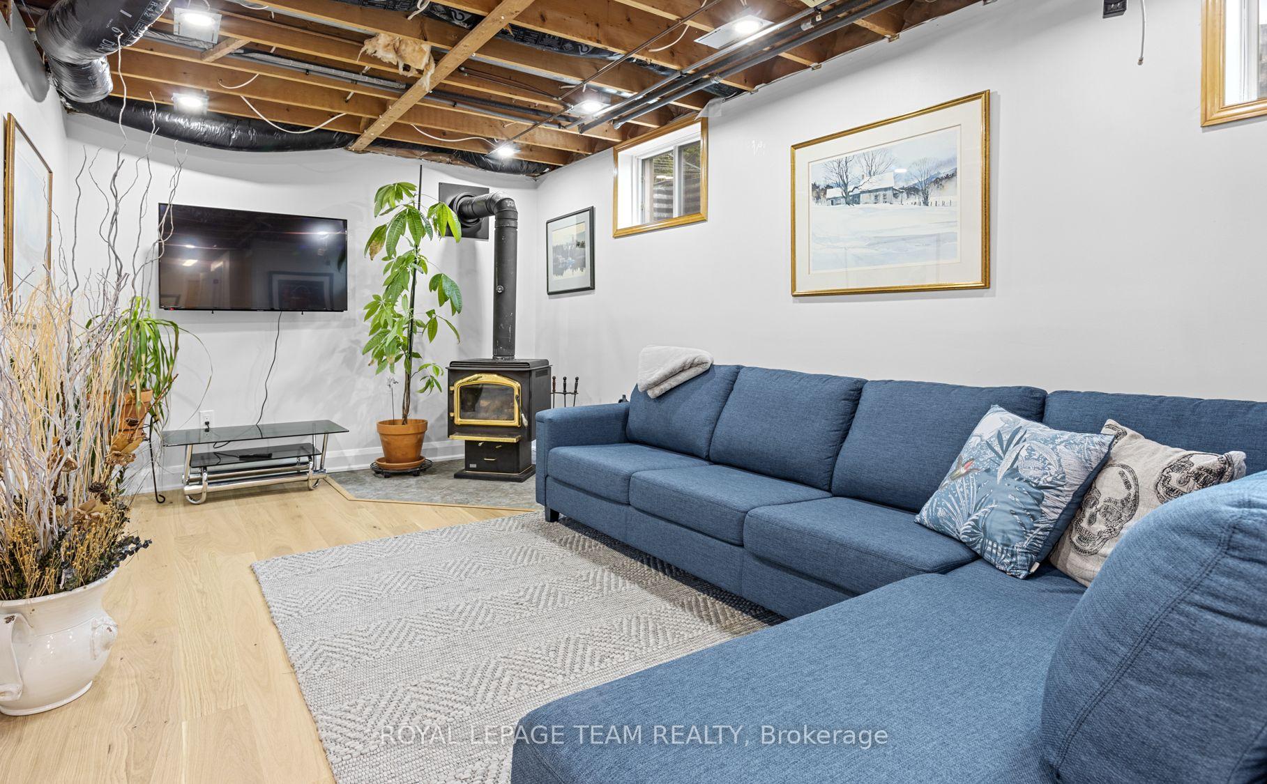 Photo 28 of 2248 Wallingford Way, Ottawa, North Gower — HOMEH