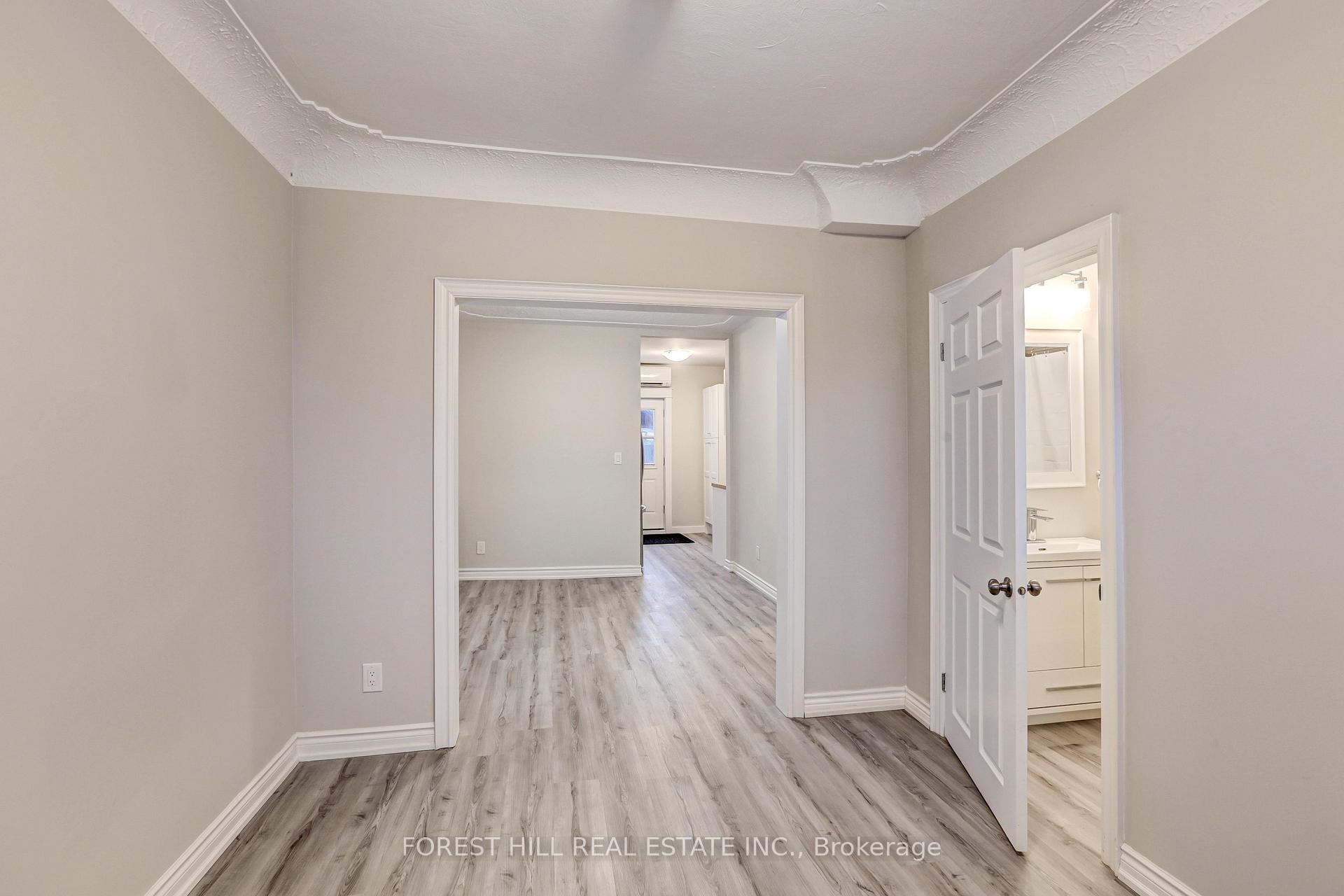 Photo 16 of Unit 1, 203 Weir Street N, Hamilton, Homeside — HOMEH