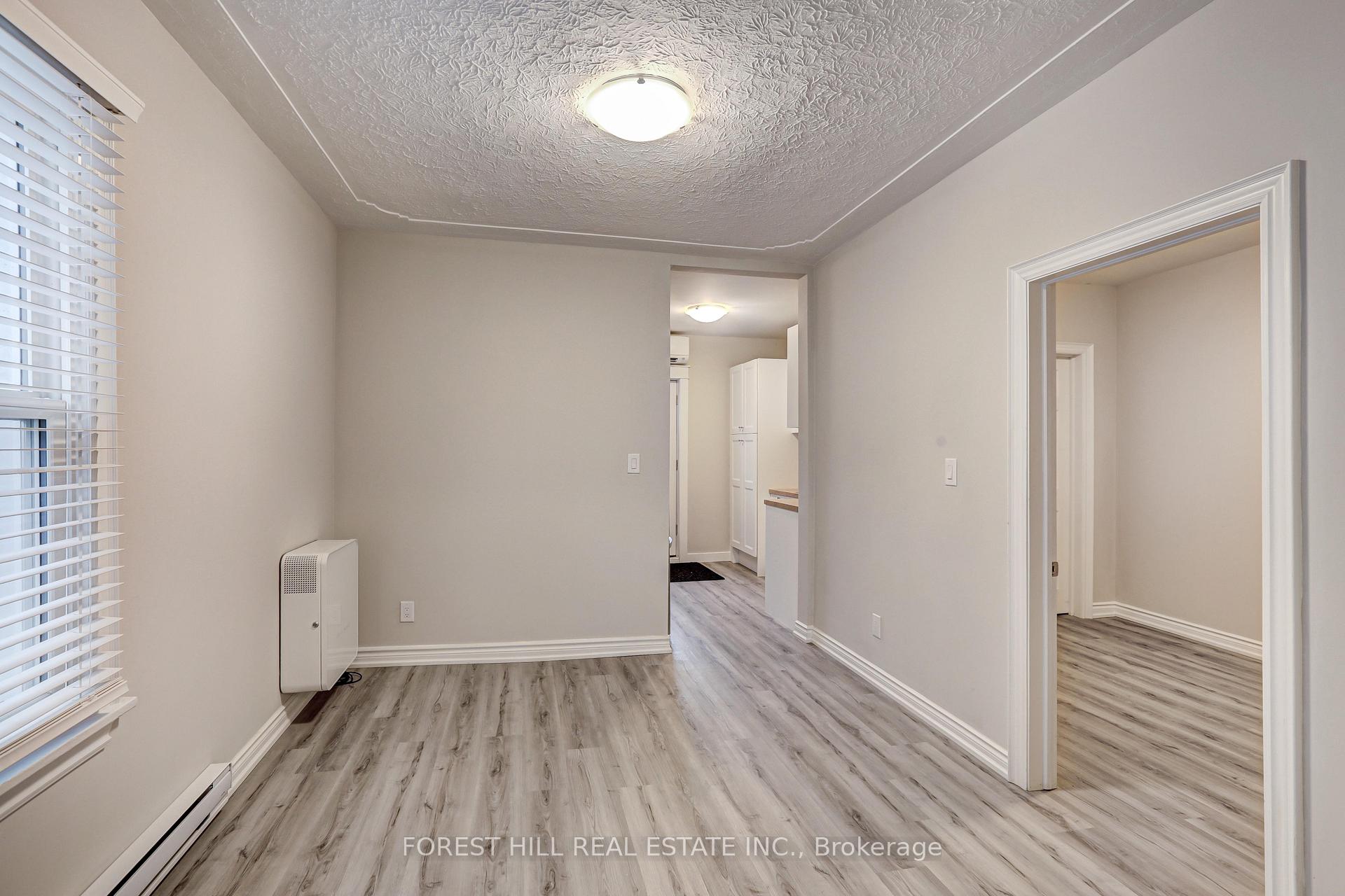 Photo 6 of Unit 1, 203 Weir Street N, Hamilton, Homeside — HOMEH