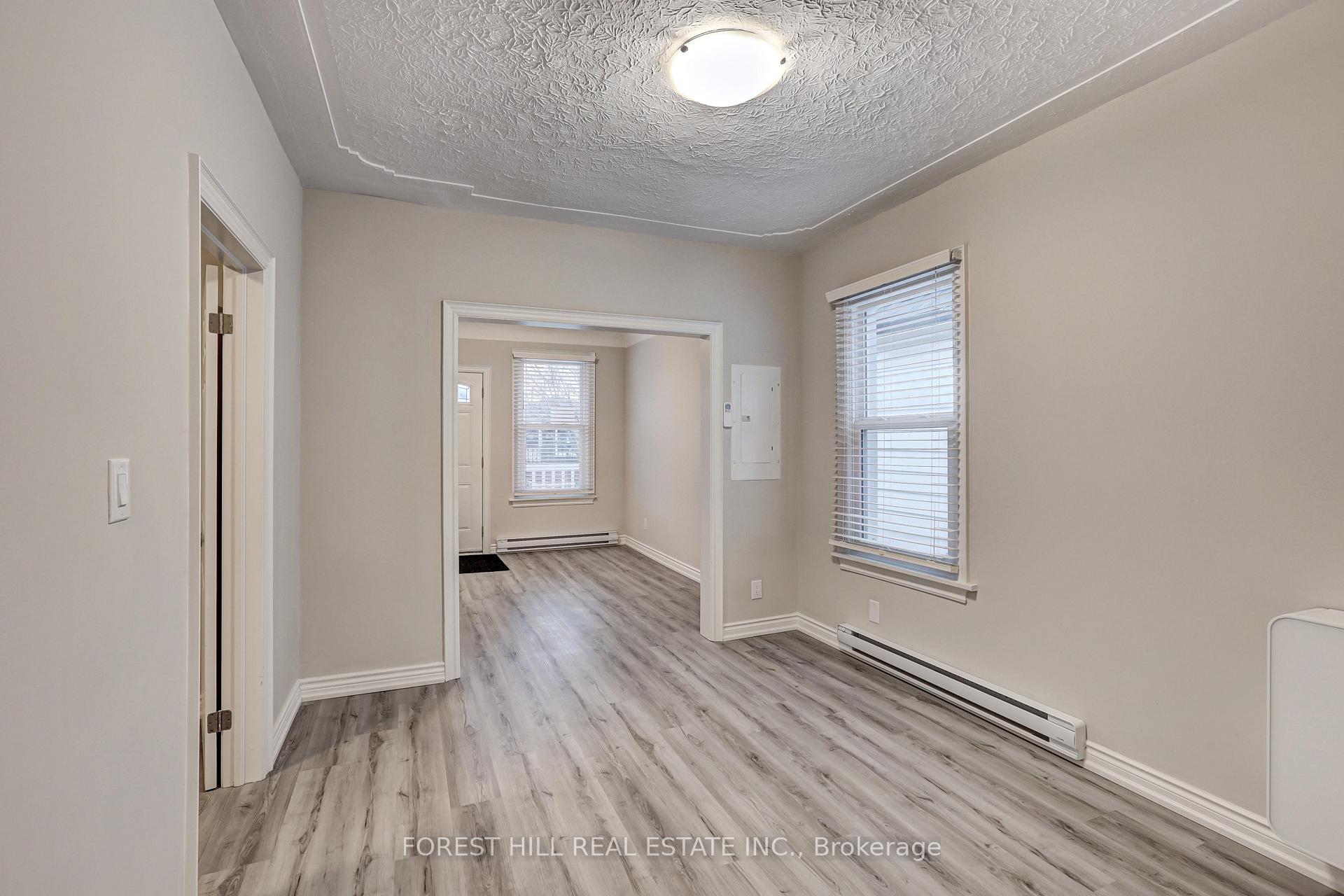 Photo 5 of Unit 1, 203 Weir Street N, Hamilton, Homeside — HOMEH
