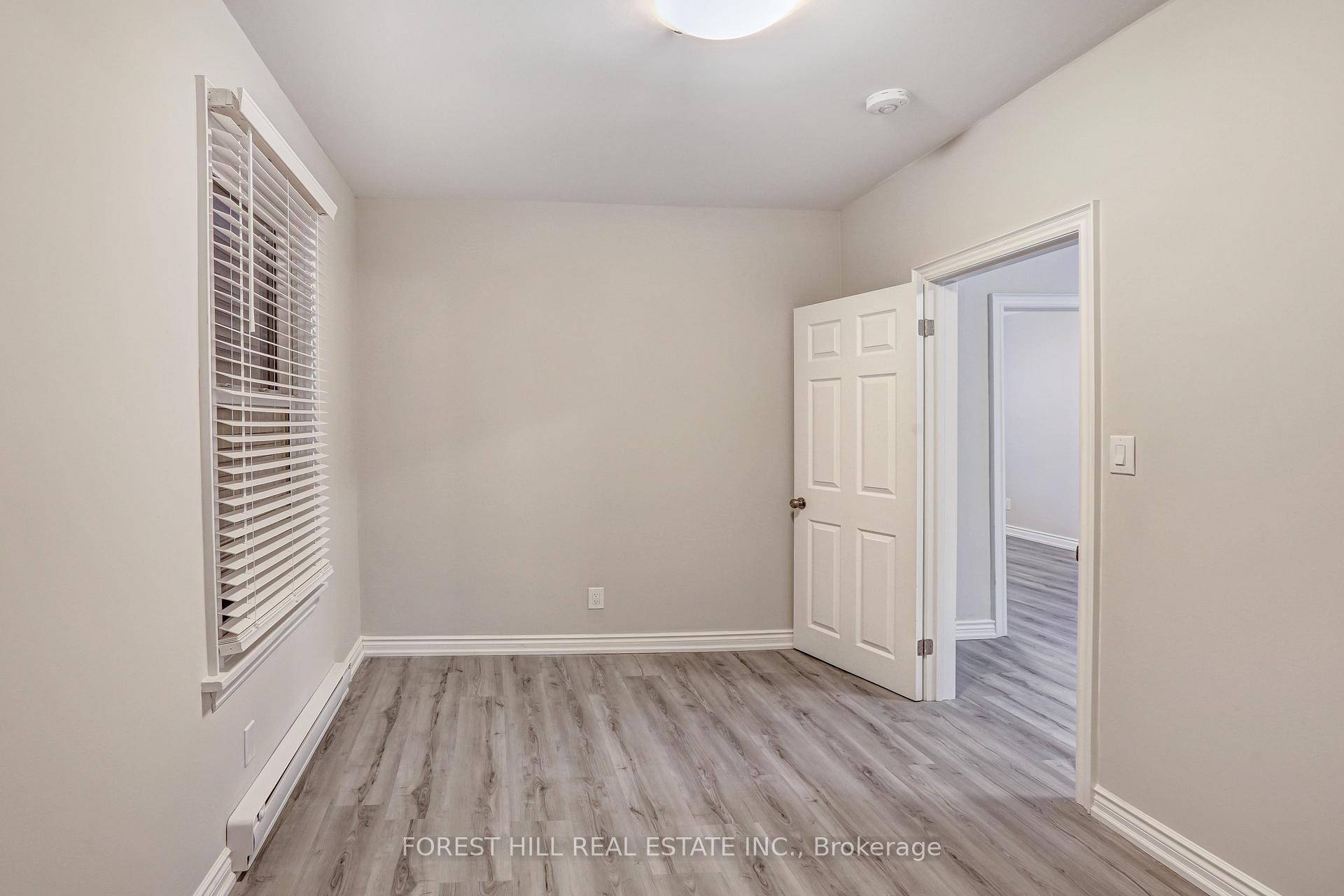 Photo 15 of Unit 1, 203 Weir Street N, Hamilton, Homeside — HOMEH