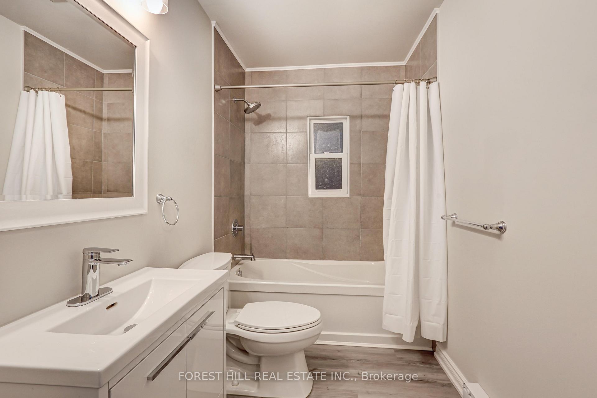 Photo 14 of Unit 1, 203 Weir Street N, Hamilton, Homeside — HOMEH