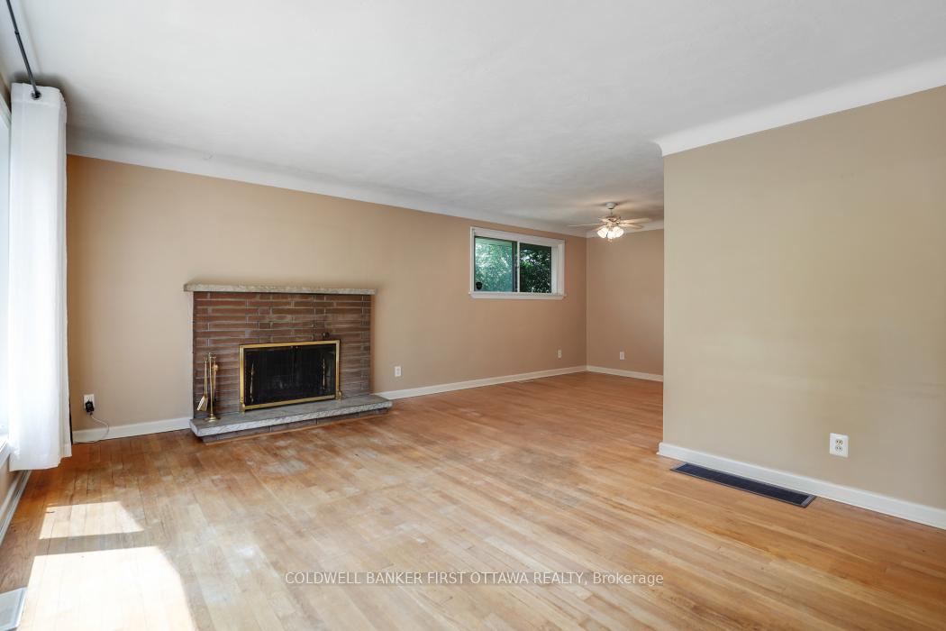 Photo 7 of 2133 Westbourne Avenue, Ottawa, McKellar Heights/Glabar Park — HOMEH