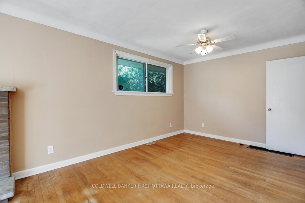 Photo 12 of 2133 Westbourne Avenue, Ottawa, McKellar Heights/Glabar Park — HOMEH