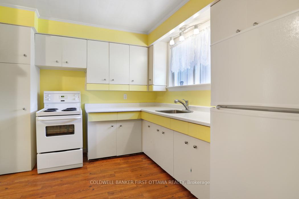 Photo 13 of 2133 Westbourne Avenue, Ottawa, McKellar Heights/Glabar Park — HOMEH