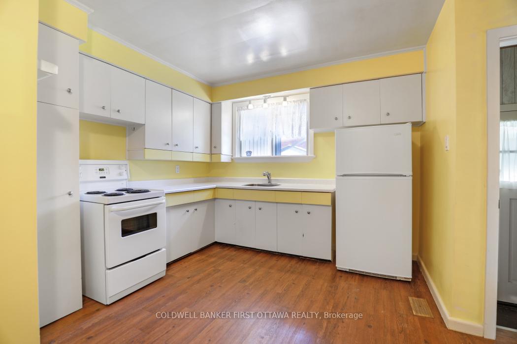 Photo 14 of 2133 Westbourne Avenue, Ottawa, McKellar Heights/Glabar Park — HOMEH