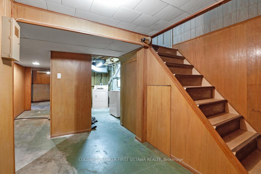 Photo 25 of 2133 Westbourne Avenue, Ottawa, McKellar Heights/Glabar Park — HOMEH