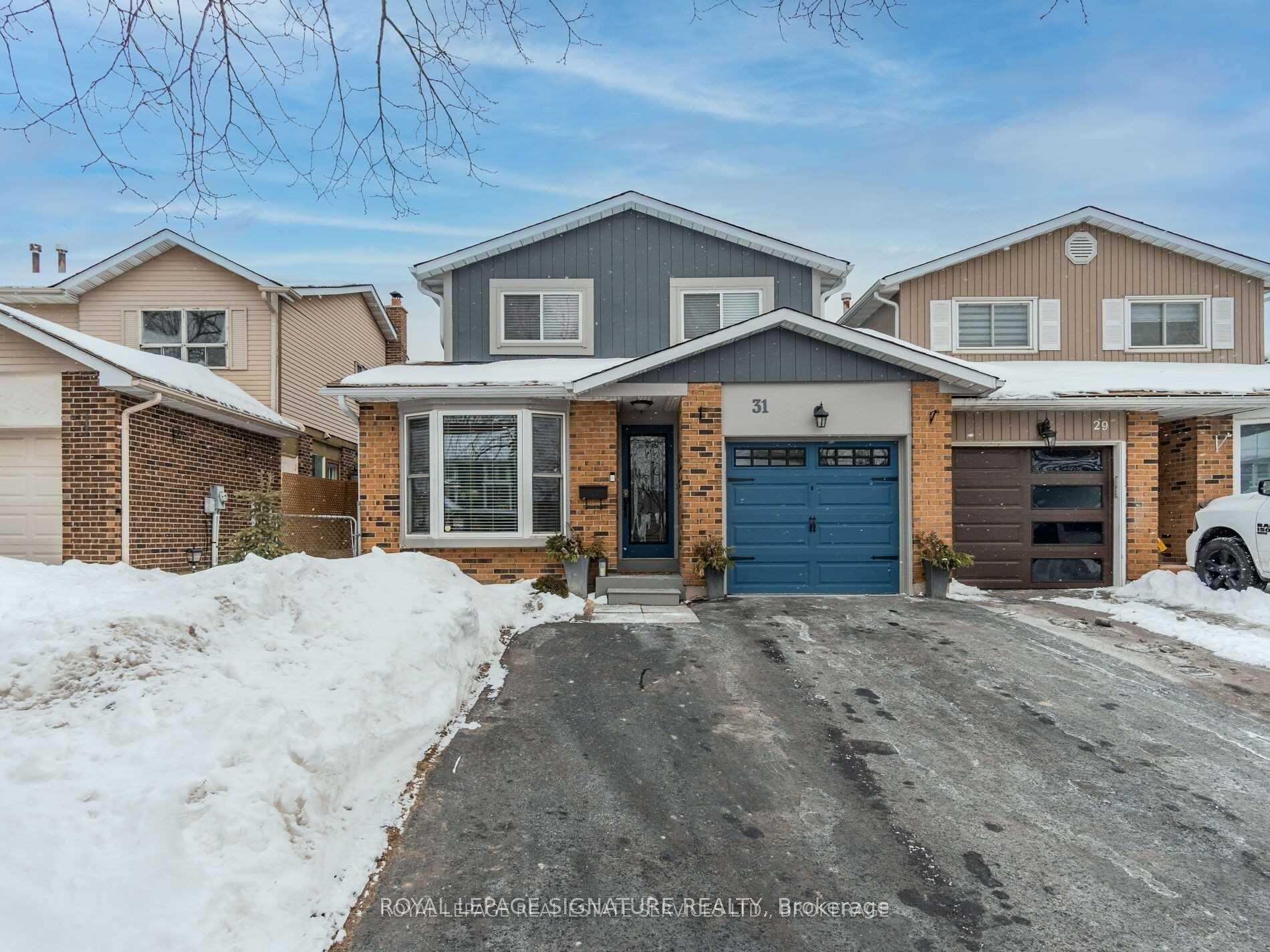 Front of Unit Lower, 31 Norbert Road