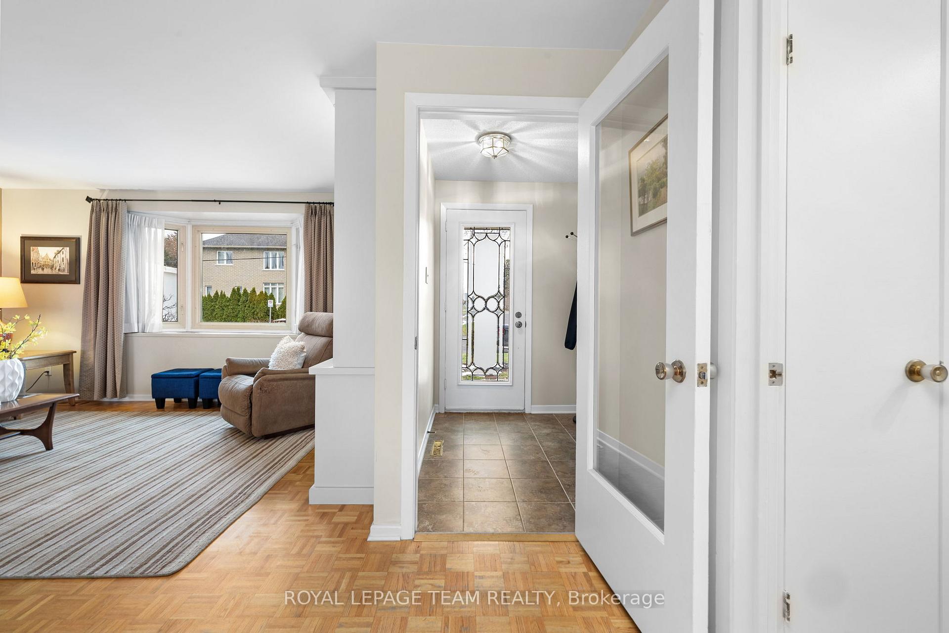 Photo 6 of 125 David Drive, Ottawa, Meadowlands/St. Claire Gardens — HOMEH