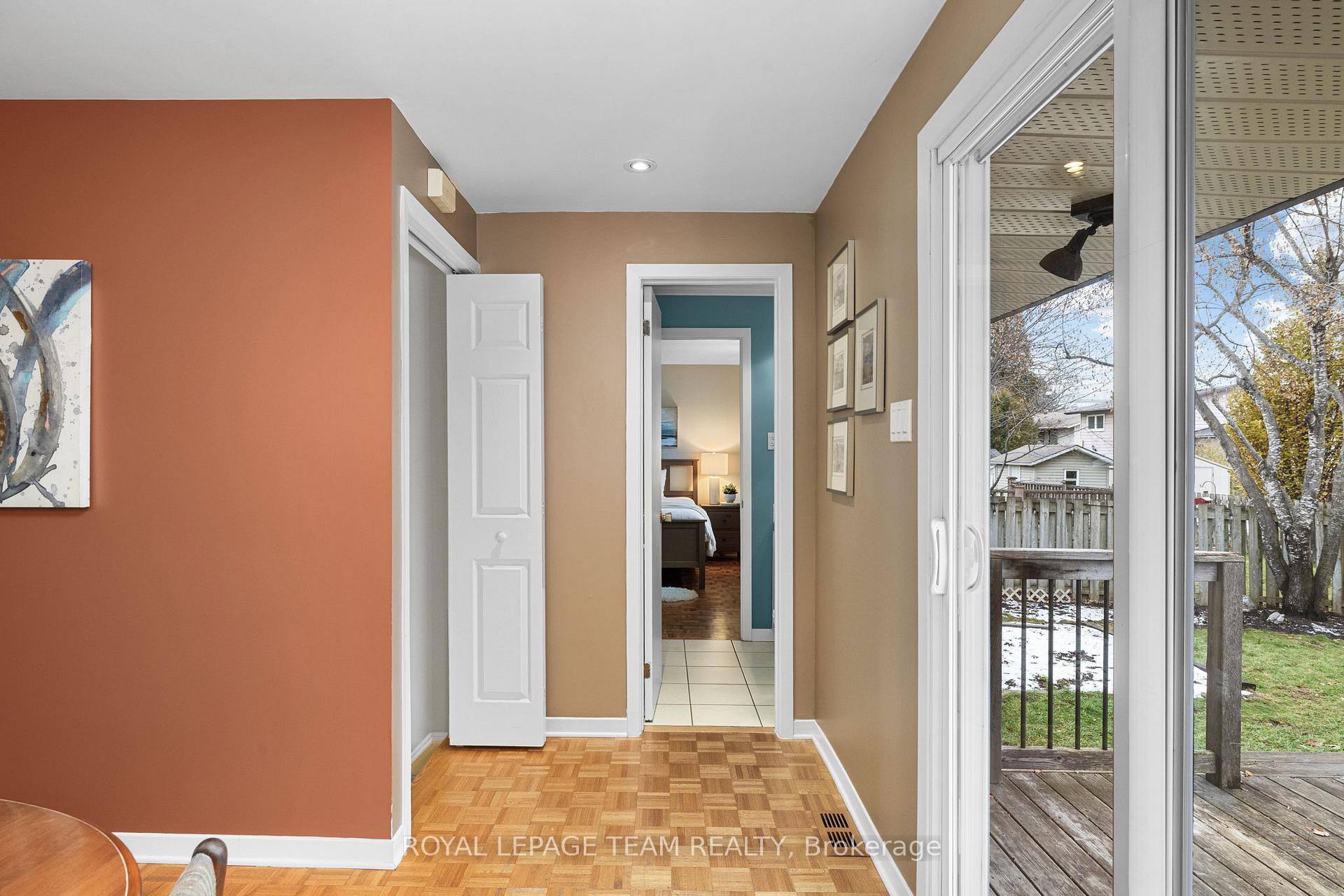 Photo 23 of 125 David Drive, Ottawa, Meadowlands/St. Claire Gardens — HOMEH