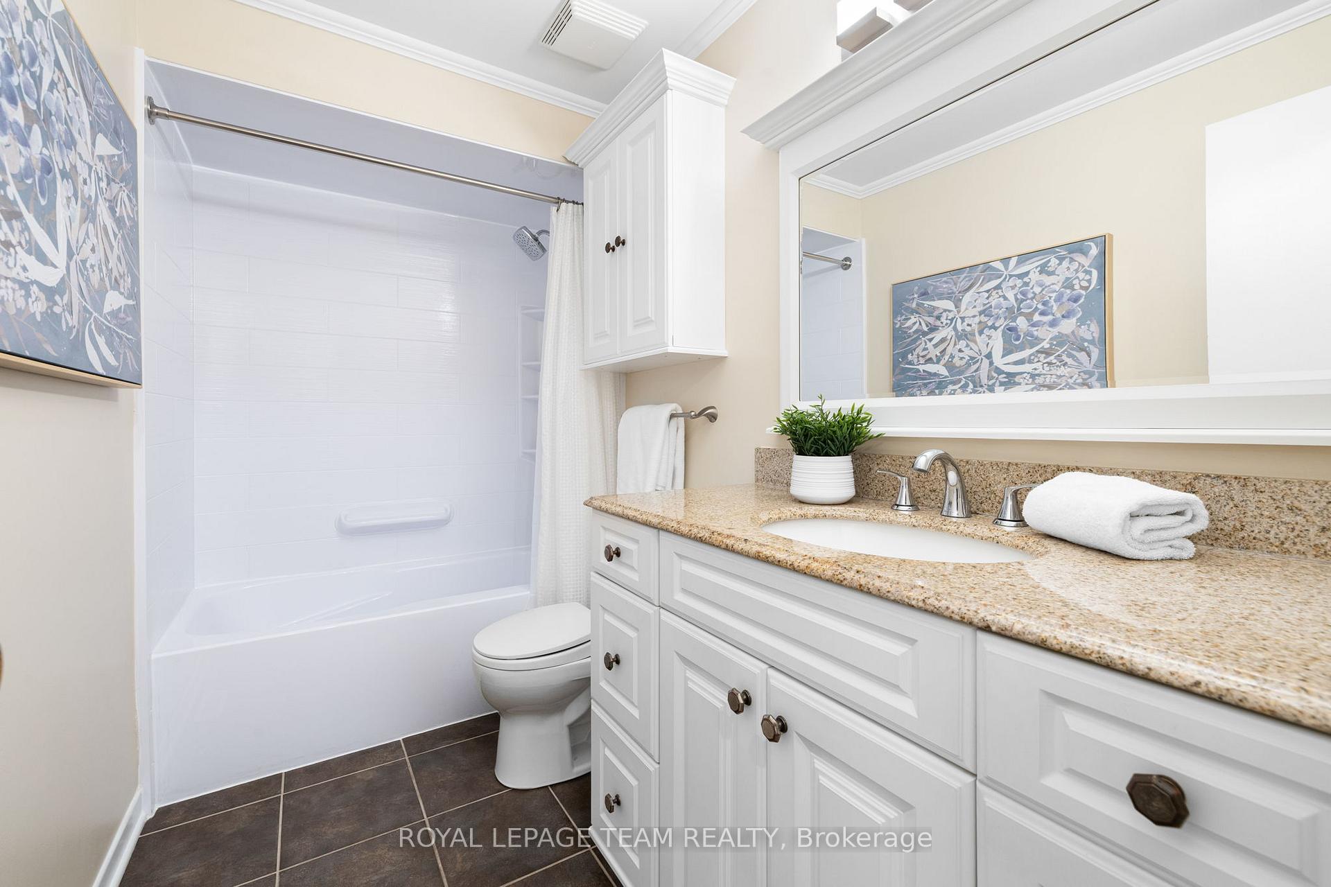 Photo 30 of 125 David Drive, Ottawa, Meadowlands/St. Claire Gardens — HOMEH