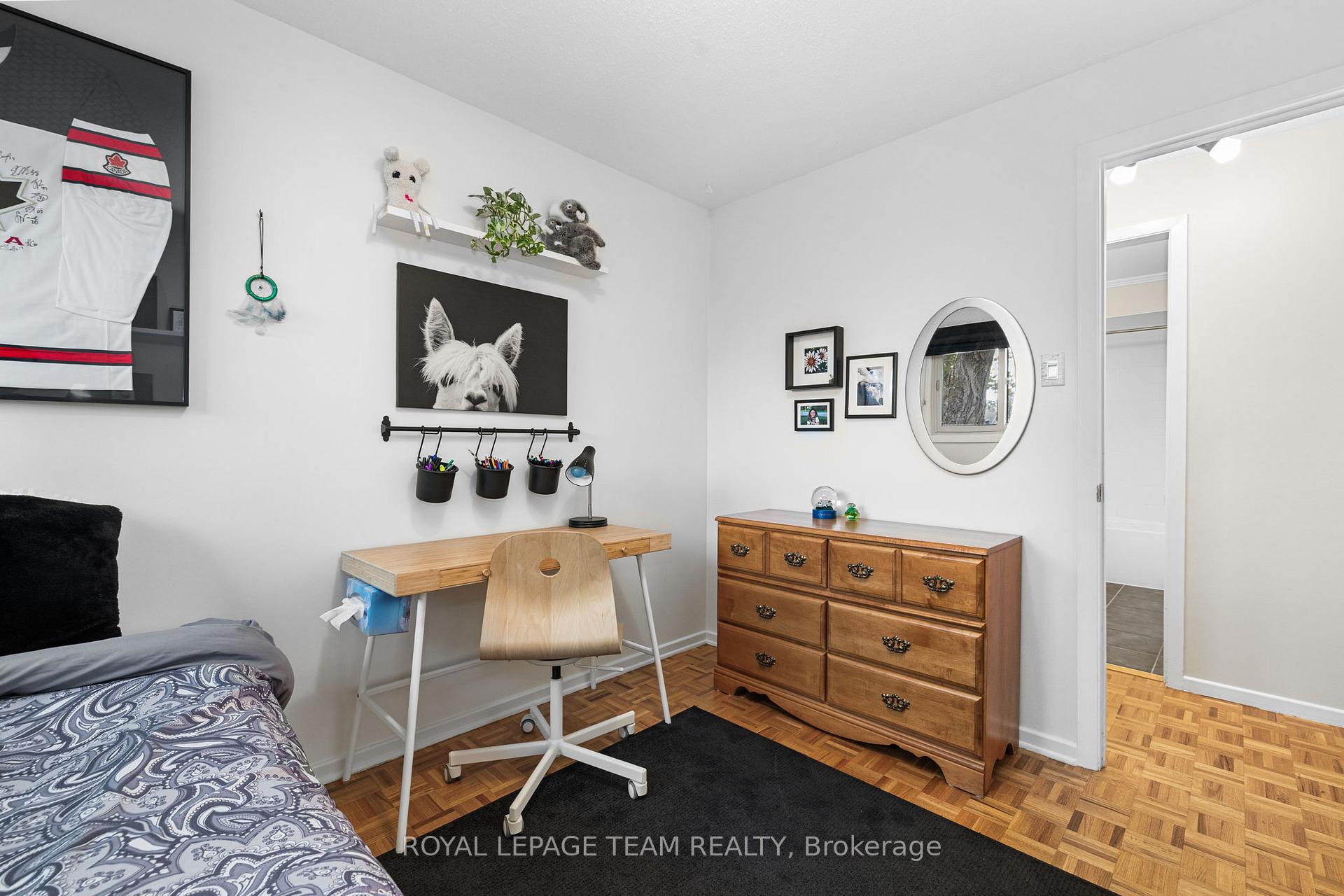 Photo 33 of 125 David Drive, Ottawa, Meadowlands/St. Claire Gardens — HOMEH
