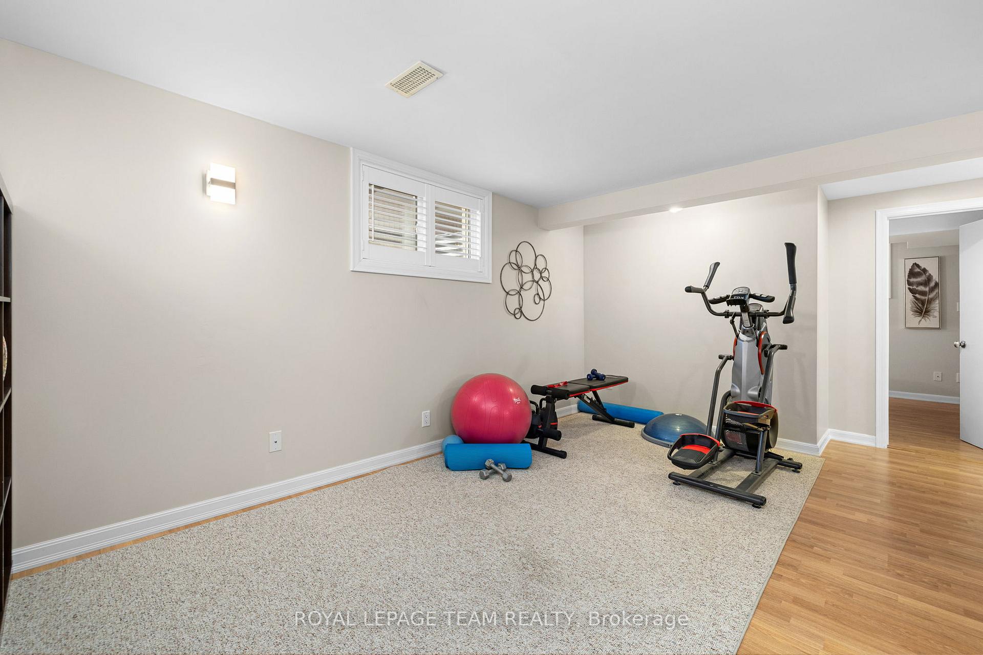 Photo 35 of 125 David Drive, Ottawa, Meadowlands/St. Claire Gardens — HOMEH